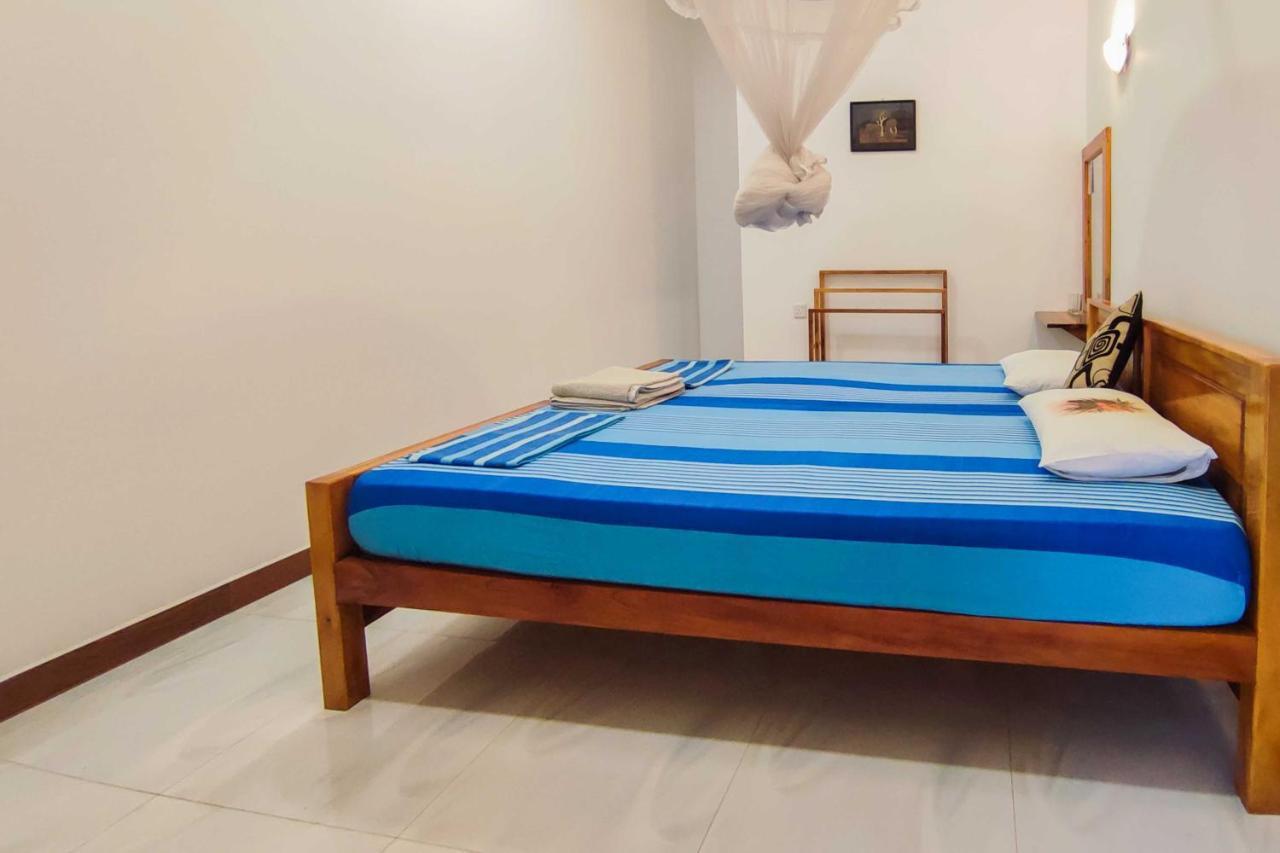 Julia Safari Inn Tissamaharama Kültér fotó
